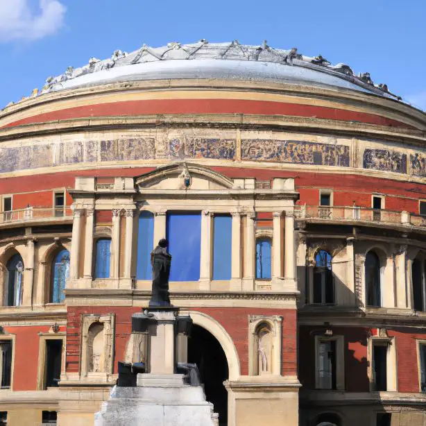 The Royal Albert Hall, London : Interesting Facts, Information &#038; Travel Guide